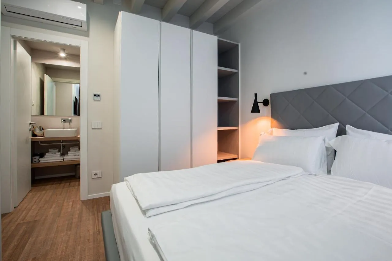 Ah Villaglori Boutique Apartments Brescia