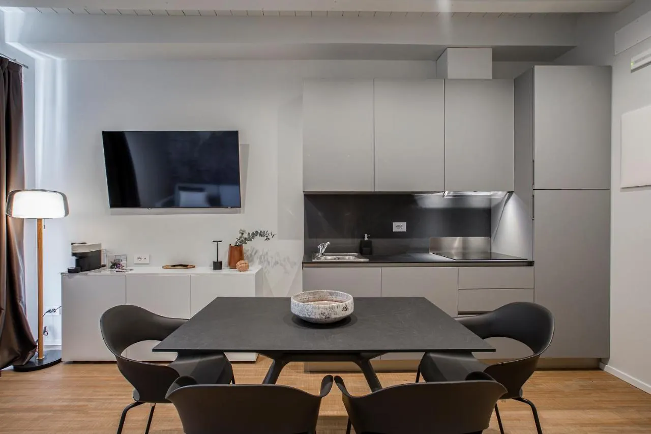 Hotel Ah Villaglori Boutique Apartments Brescia