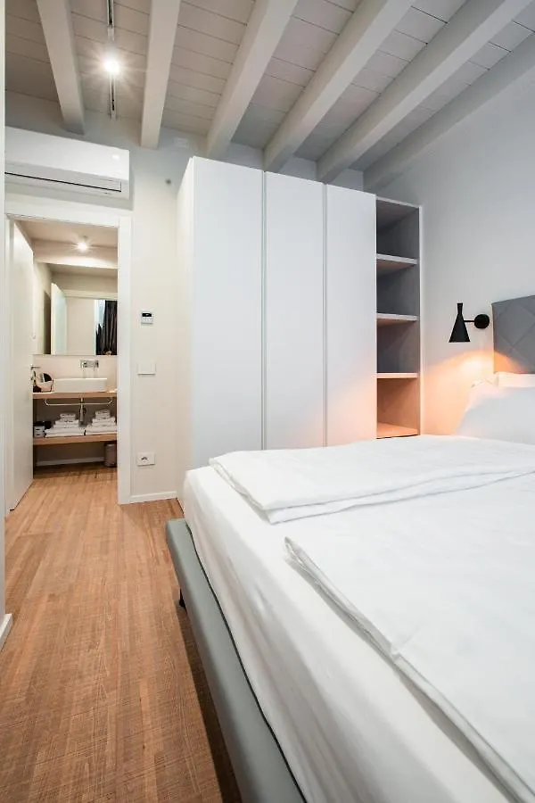 Ah Villaglori Boutique Apartments Brescia Hotel