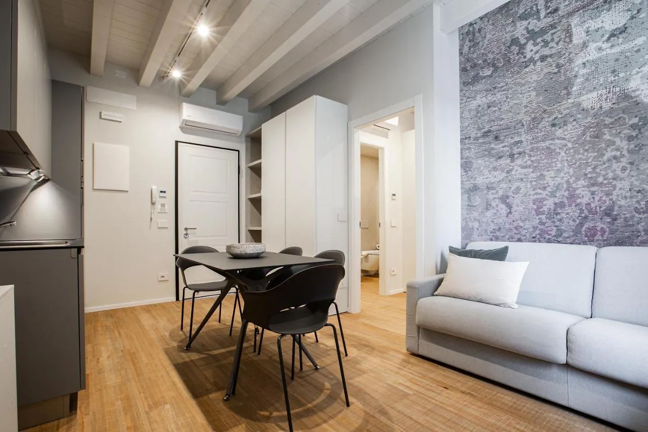 Hotel Ah Villaglori Boutique Apartments Brescia